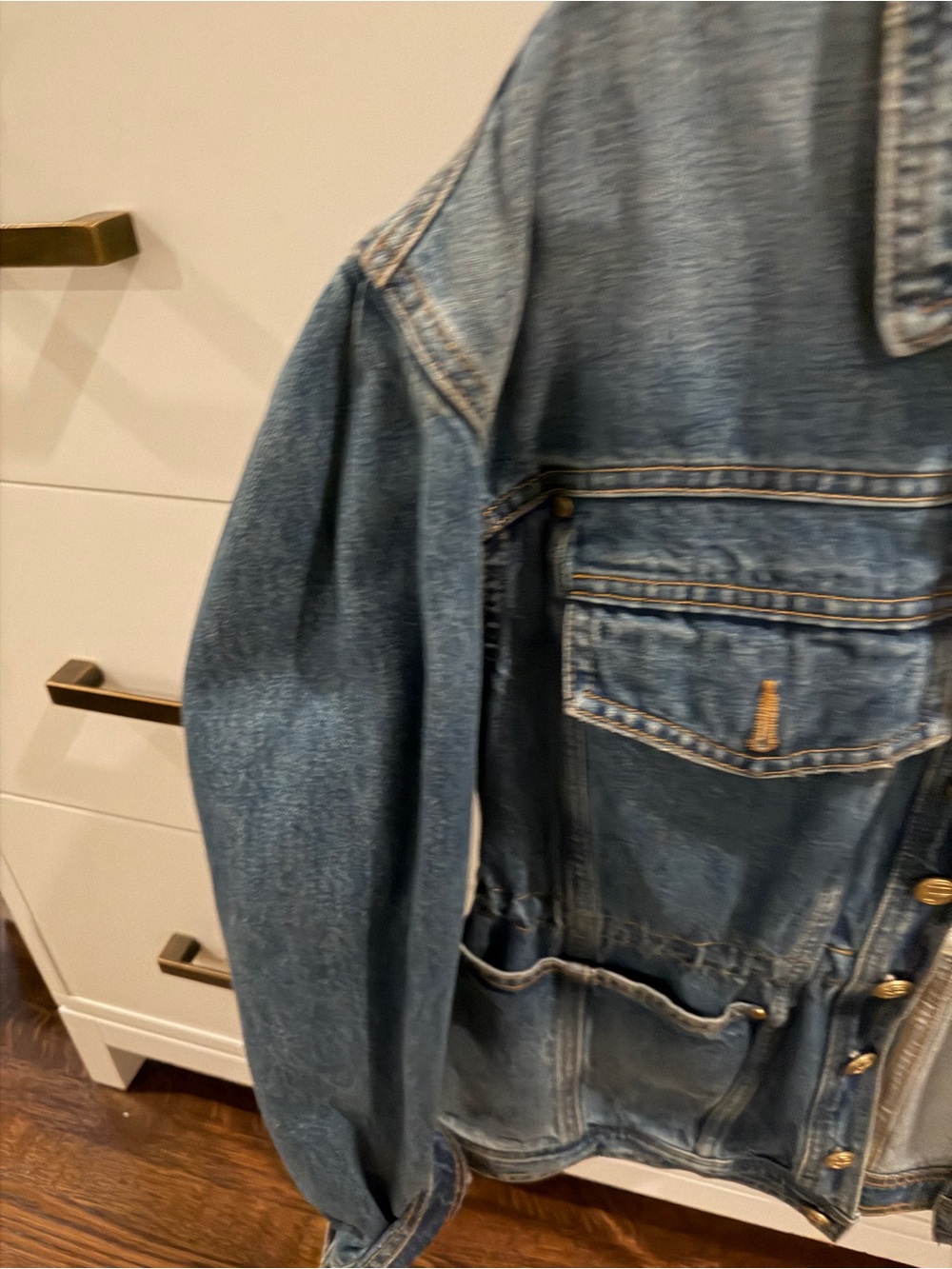 Ulla Johnson Odette Blue Denim Jacket with Gold Buttons - Picture 5 of 7